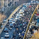 روایتی از دل اعتراضات بازاریان؛ برای خرید یک بیسکویت هم باید قیمت آن را چک کرد/ اینجا همه برای یک لقمه نان مبارزه می‌کنند/ کسی از روی سیری اعتراض نمی‌کند، گرانی و تورم مردم را به‌شدت اذیت می‌کند