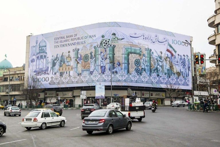 چرا اعتمادسازی مهم‌تر از اصلاحات اقتصادی است؟ | برندگان و بازندگان اصلاحات چه کسانی هستند؟