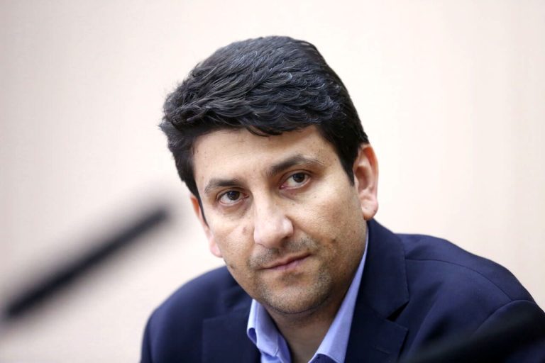 واکنش وزیر ارتباطات به اظهارات قالیباف درباره رفع فیلترینگ/ از مصوبه ۳۲ بندی شورای عالی فضای مجازی چه خبر؟