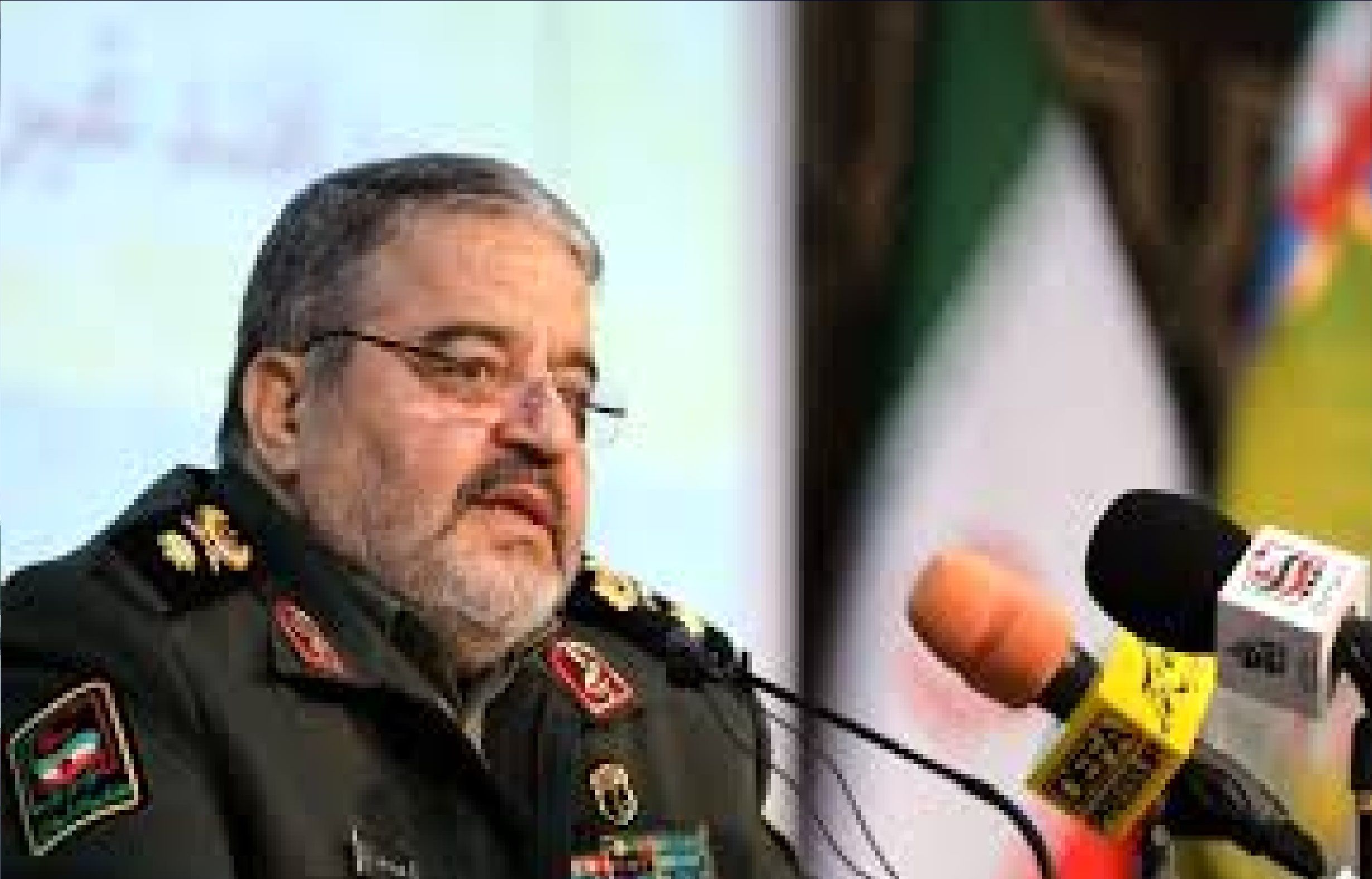 جزئیاتی مهم از دیدار سردار جلالی با فرمانده کل ارتش