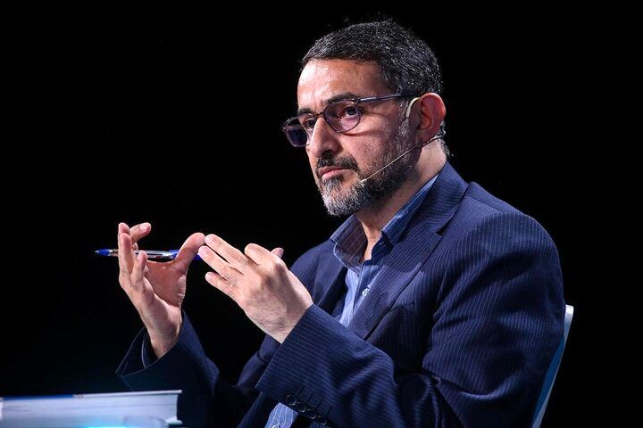 توئیت جنجالی یک نماینده درباره ضربه پیش‌دستانه ارتش و سپاه/ رئیس جمهور آمریکا کارگاه‌های تابوت سازی را برای شفیت دوم کاری تمدید کند!