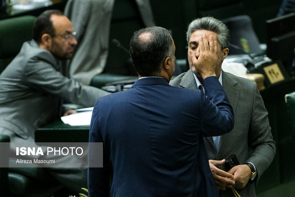 امیر حسین ثابتی؛ نماینده مردم یا بلندگوی شایعه پراکنی / ثابتی در مسیر کریمی‌قدوسی / اصولگرایان علیه یار وفادار جلیلی!