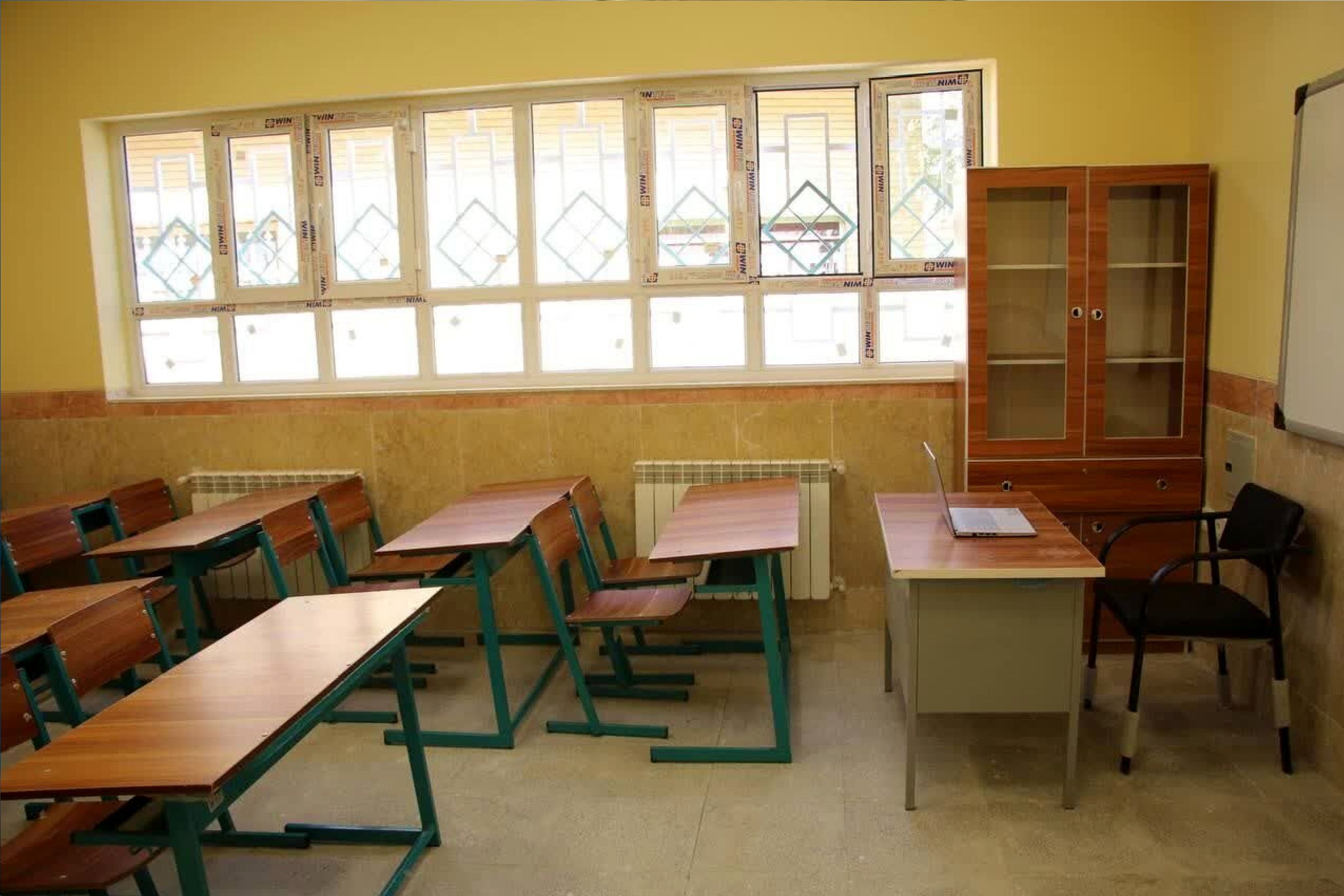 مدارس این استان‌ها فردا کلاس درسشان مجازی است