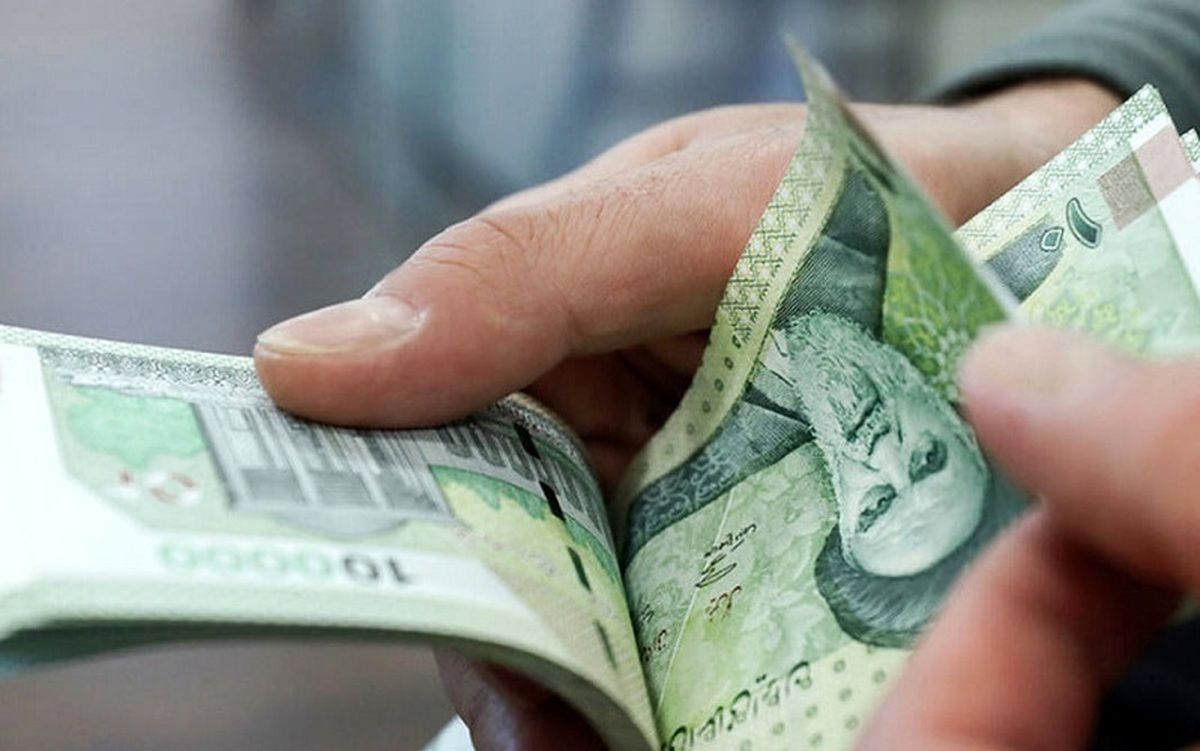 کارمندان بخوانند/ میزان افزایش حقوق در سال ۱۴۰۵ اعلام شد