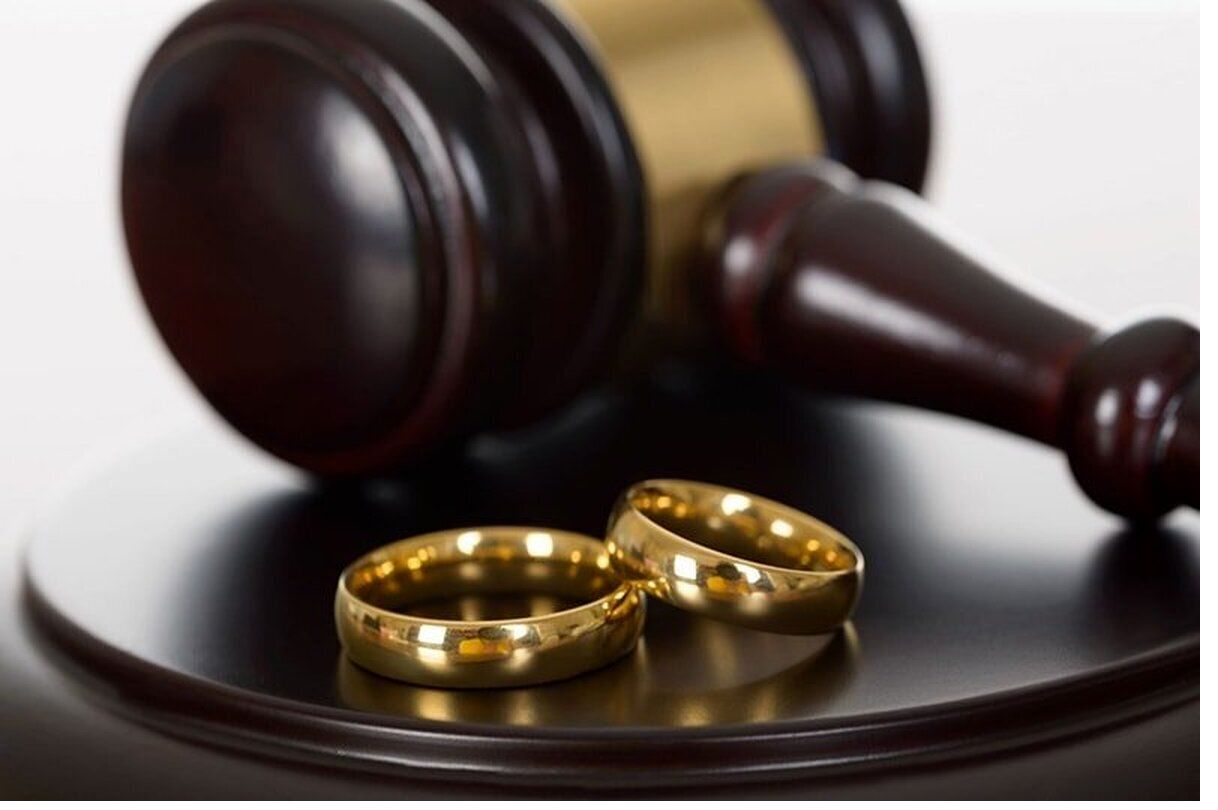 انتقاد وزیر کار از طرح کاهش مهریه به 14 سکه/ موجب تشدید فقر زنان سرپرست خانوار می‌شود