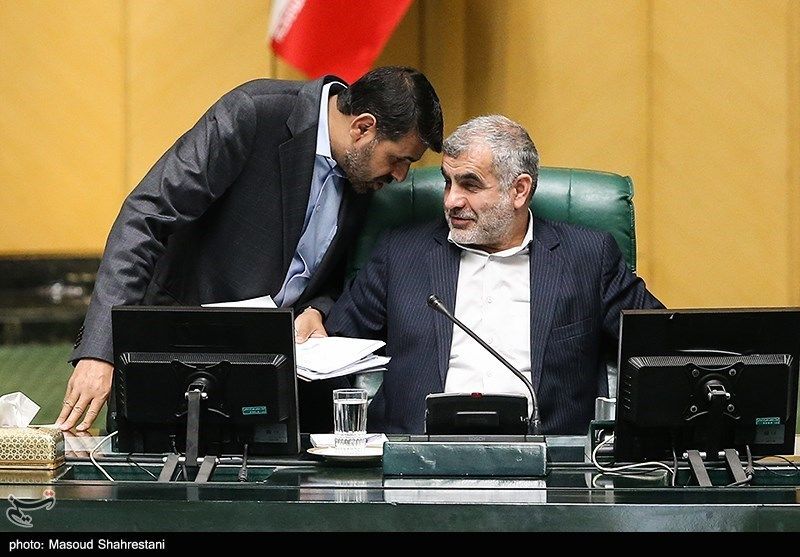 تعطیلی مجلس صحت ندارد/ جلسه صحن به‌ جای یکشنبه در روز دوشنبه برگزار می‌شود