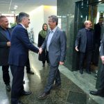 فرزین اتاقش را به همتی تحویل داد / پای رئیس جدید به ساختمان میرداماد رسید + عکس