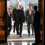 آل اسحاق: پزشکیان در شرایط بدی است | دولت، فقیر نیست