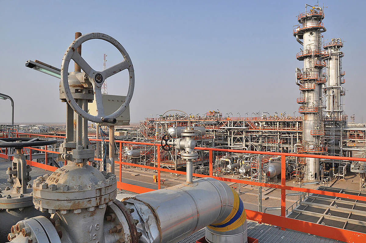 مالیات‌‌محوری یا بازتوزیع پنهان دلارهای نفتی؟/ کاهش وابستگی بودجه ‌به نفت چقدر واقعی است؟