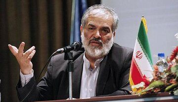 نسخه پیچی قدیری ابیانه برای حل مشکل مسکن جوانان برای ازدواج/ در خانه های 20 متری زندگی کنید!