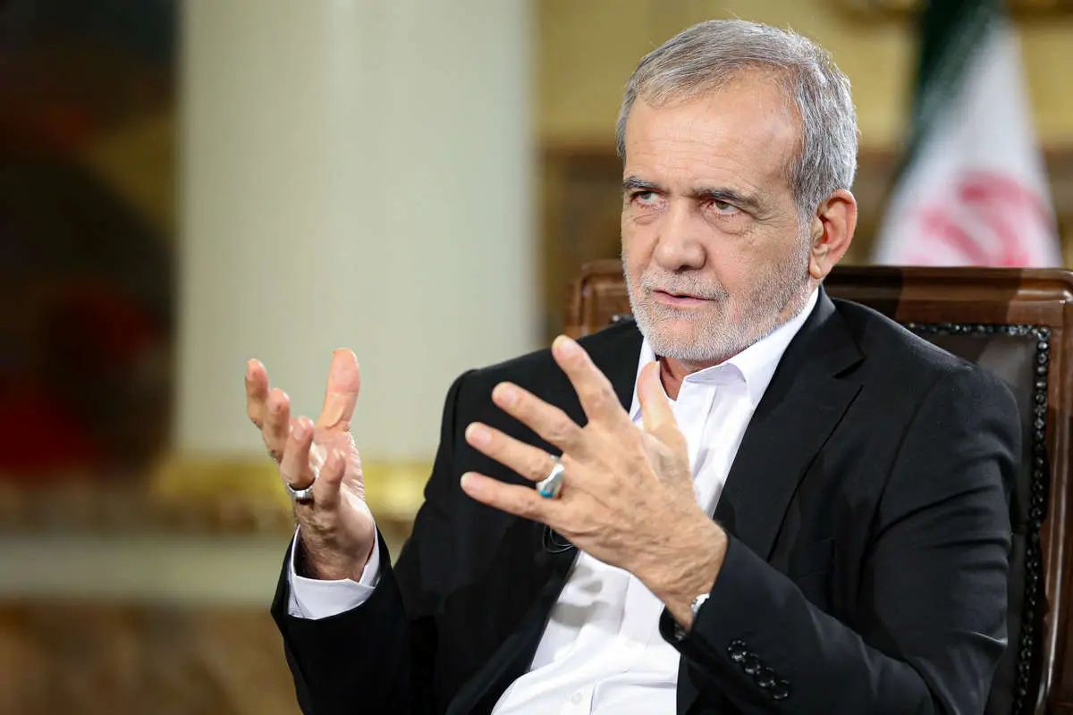 برنامه نوشته‌اند که ایران ۳۶ ماه دیگر باید ساقط شود