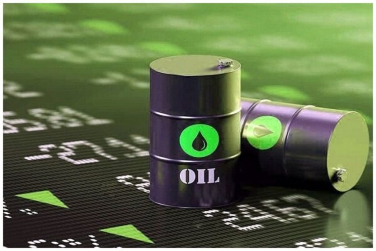 افزایش قیمت نفت در اولین روز معاملات ۲۰۲۶/ برنت به ۶۱ دلار برگشت