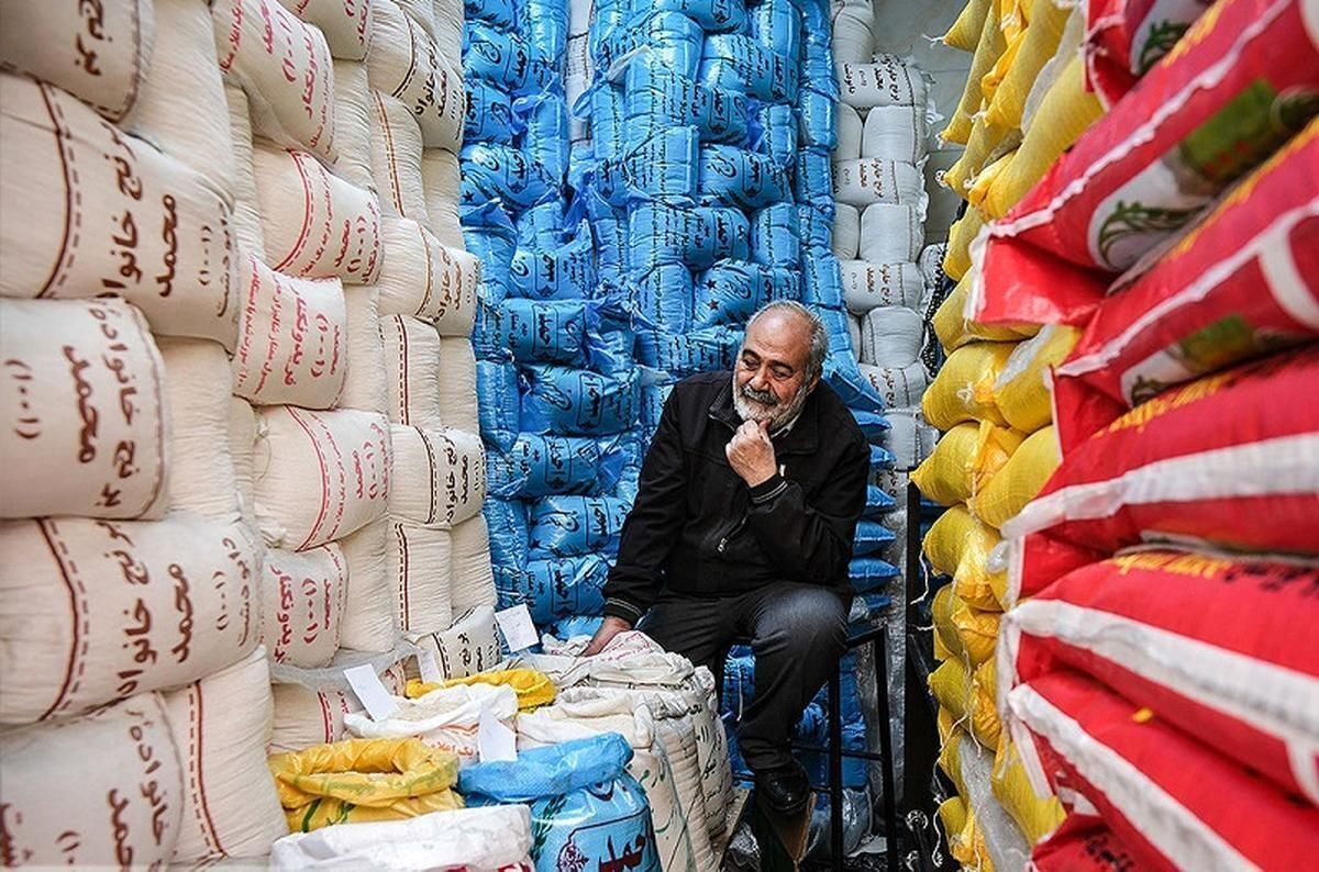 عرضه سنگین برنج به بازار / سقوط قیمت برنج آغاز شد