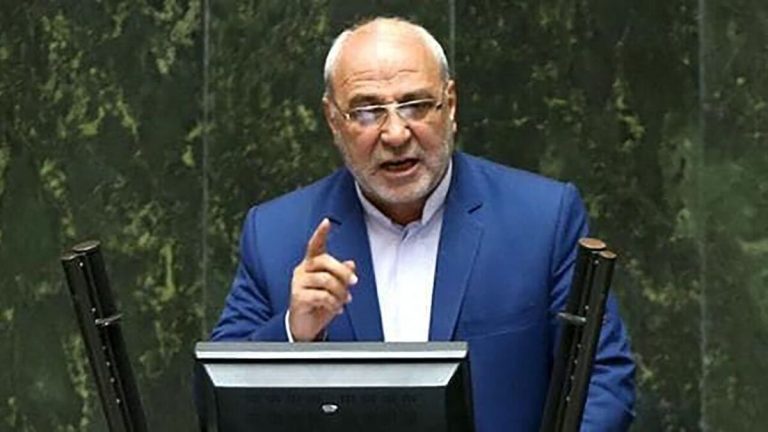 تهدید حاجی‌دلیگانی علیه ترامپ: گور خودت را کندی!