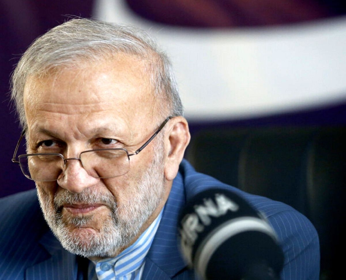 واکنش عجیب منوچهر متکی به اظهارات ترامپ / مردم آمریکا جلوی، این “گاو وحشی” را بگیرند!