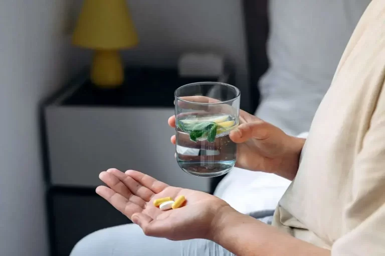 مقایسه اثر منیزیم و روی بر کیفیت خواب