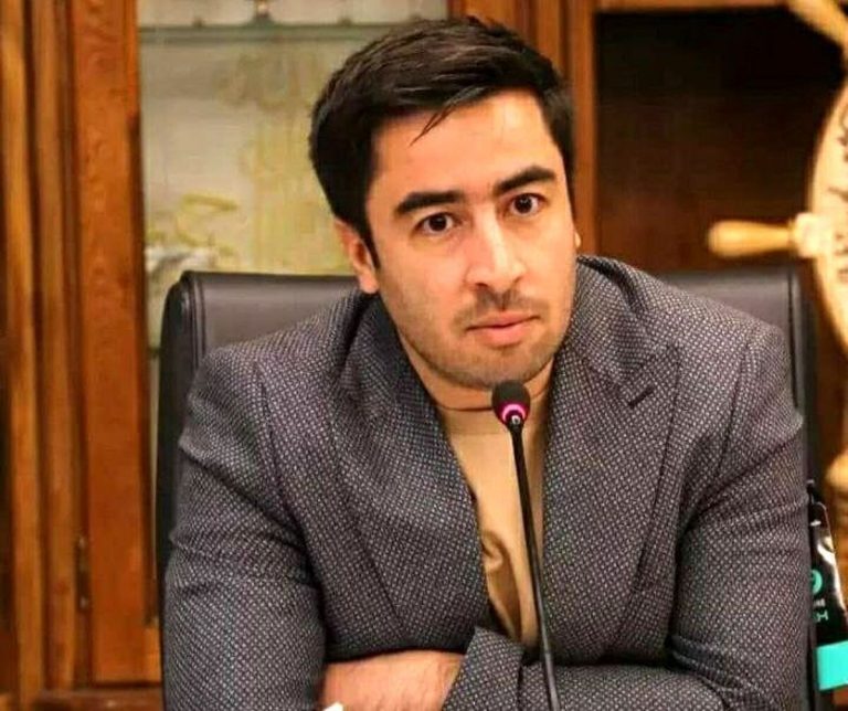 حکم جدید همتی در امور ارزی بانک مرکزی / مهدی دارابی سمت گرفت