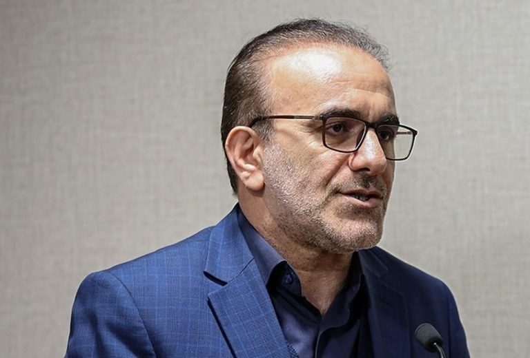 جنجالی روی میز سلامت / رئیس‌زاده حداقل ویزیت پزشک را ۱ میلیون تومان اعلام کردعدد