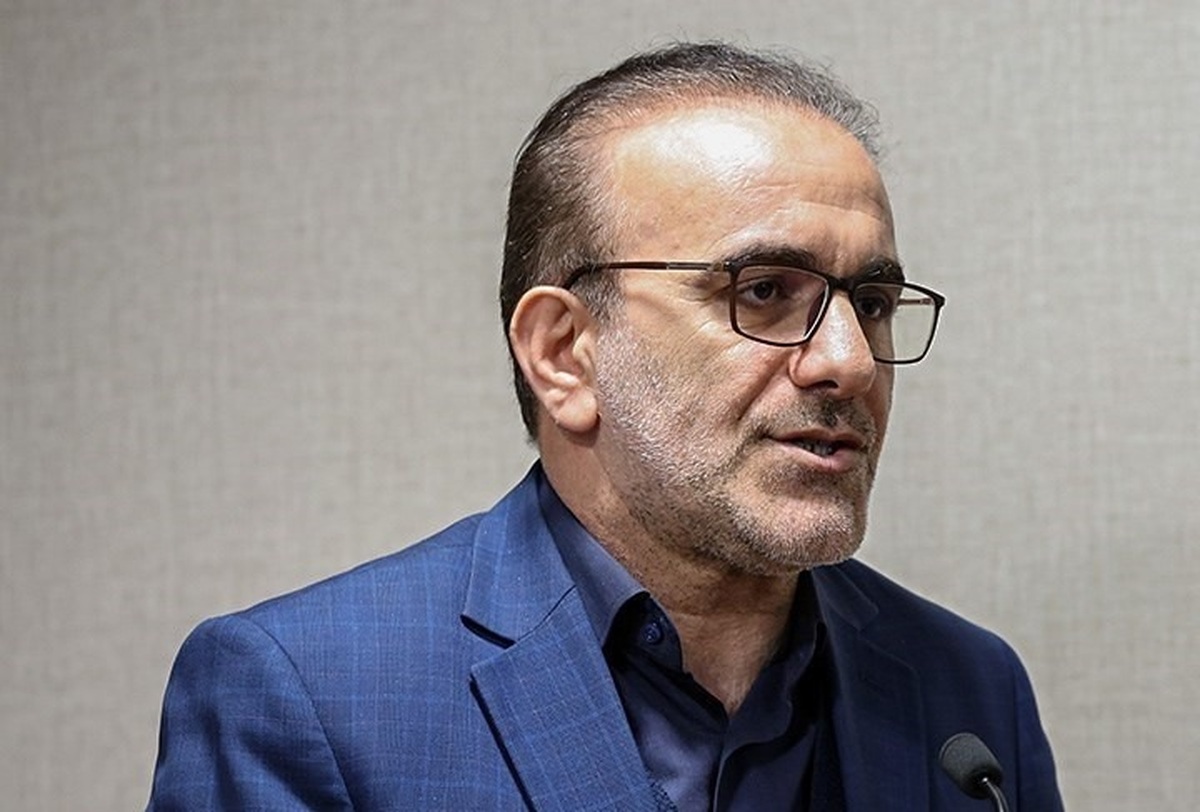 جنجالی روی میز سلامت / رئیس‌زاده حداقل ویزیت پزشک را ۱ میلیون تومان اعلام کردعدد