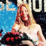 مایک فلنگن از دلیل ساخت سریال ترسناک Carrie گفت