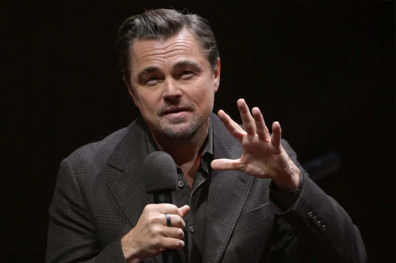 لئوناردو دی‌کاپریو درباره آینده سینما نگران است