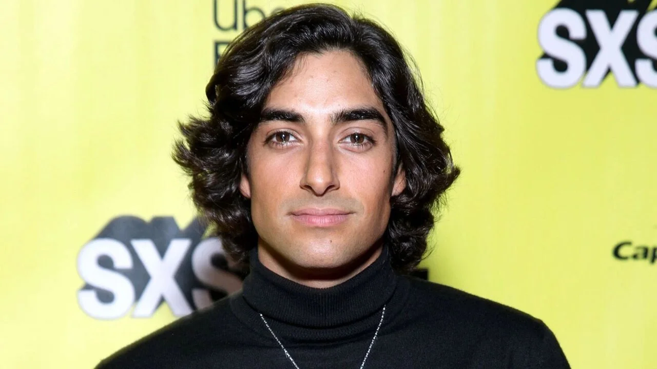 Brand New Day پیوسته است