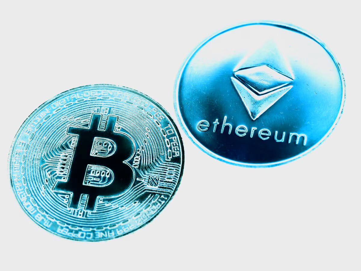 قیمت بیت‌کوین و اتریوم امروز یکشنبه ۱۹ بهمن 1404/ افزایش قیمت بیت‌کوین