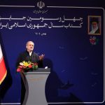 مشکلاتی که ما امروز با آن مواجهیم ناشی از عدم آگاهی و عدم مطالعه است/ هیچ ظلمی بالاتر از این نیست که انسان در مقابل حق بایستد