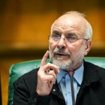 کجا نوشته که ما فقط باید یکبار در سال حقوقها را افزایش بدهیم؟/ باید به اندازه تورم حقوق را بالا ببریم+ فیلم