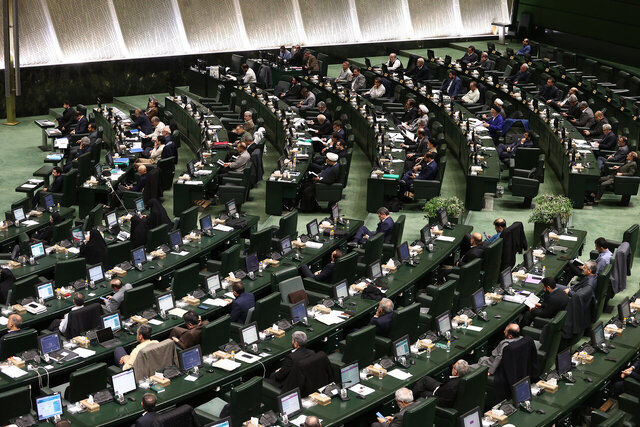 مصوبه مهم مجلس برای کاهش مشکلات ایثارگران در حوزه تأمین دارو و تجهیزات پزشکی