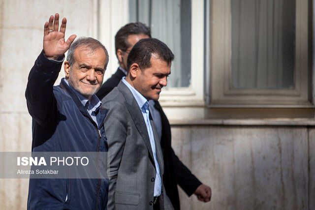 پاسخ جالب پزشکیان به سوالی درباره مذاکرات+ فیلم