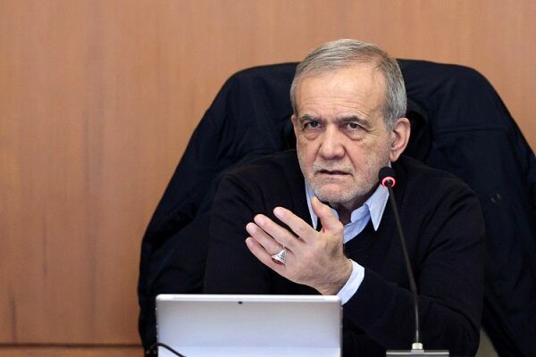 وقتی مشکل وجود دارد یعنی ما نتوانسته ایم کاری کنیم/ اگر فقط برای جلسه در اتاق های بزرگ و صرف هزینه بیاییم که نمی شود