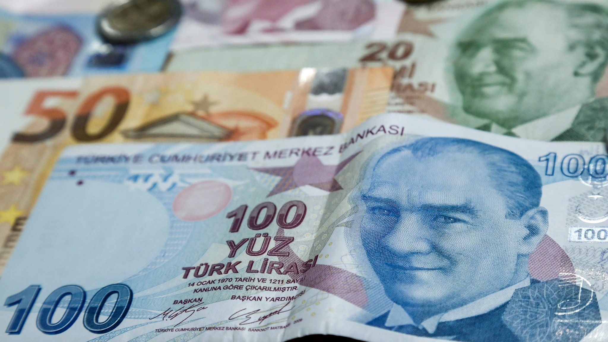 قیمت لیر ترکیه یکشنبه ۳ اسفند 1404