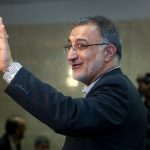 آنقدر مشغول کارم که روحم از این چیزها خبر ندارد!