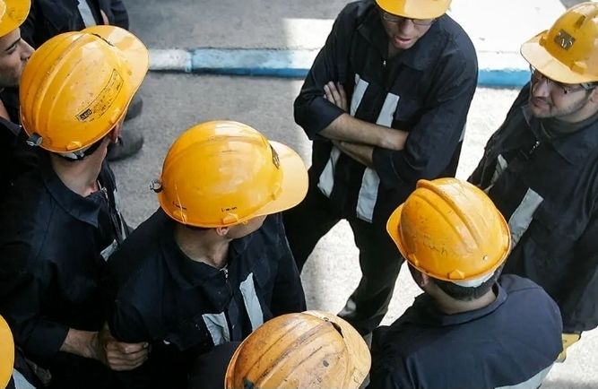 گلپور: کارگر بدهکار نیست، طلبکار است | دولت نمی‌تواند کسری بودجه را با سرکوب مزد جبران کند