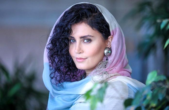 تصویری جالب از الناز شاکردوست 22 سال پیش در اولین فیلم سینمایی + عکس