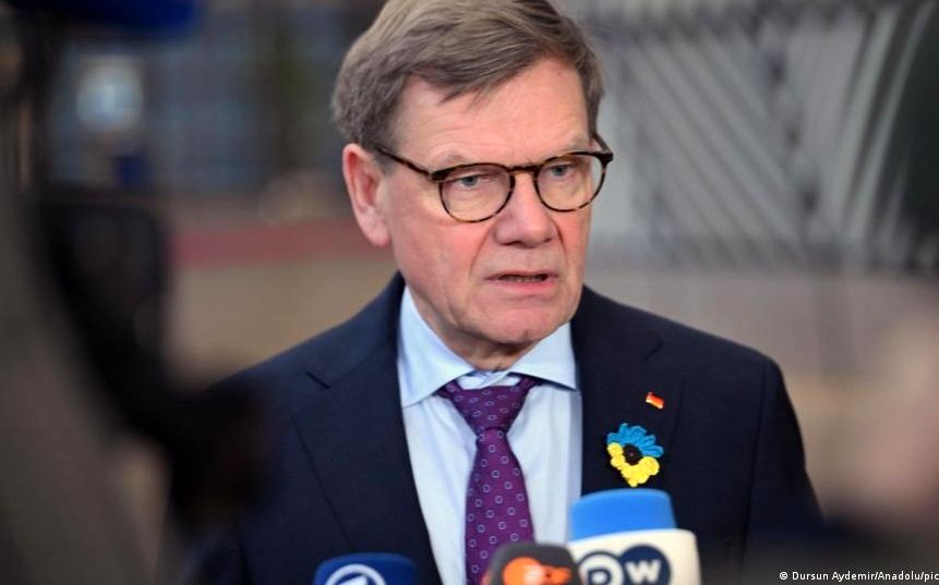 با اشتیاق به مذاکرات ژنو نگاه می‌کنم/ باید مانع از آن شد که سلاح هسته‌ای به دست ایران برسد