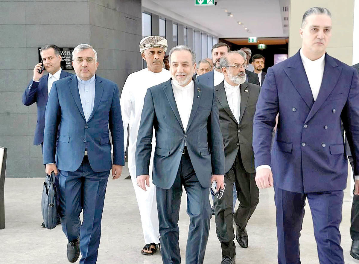 آخرین شانس ایران و آمریکا برای دور شدن از جنگ | تهران با بسته‌ پیشنهادی به آوردگاه ژنو رفت