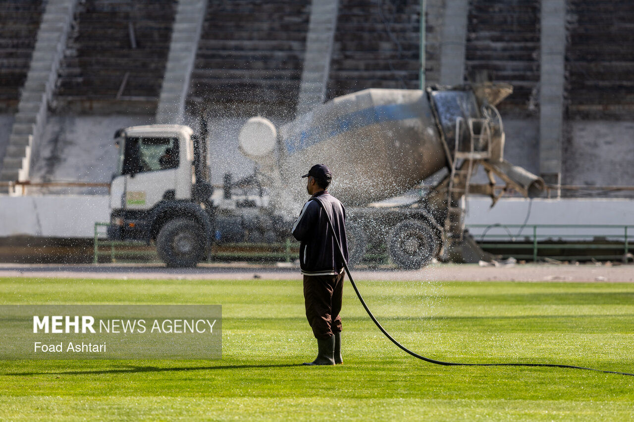 تصاویر| بازسازی و تعمیر ورزشگاه آزادی