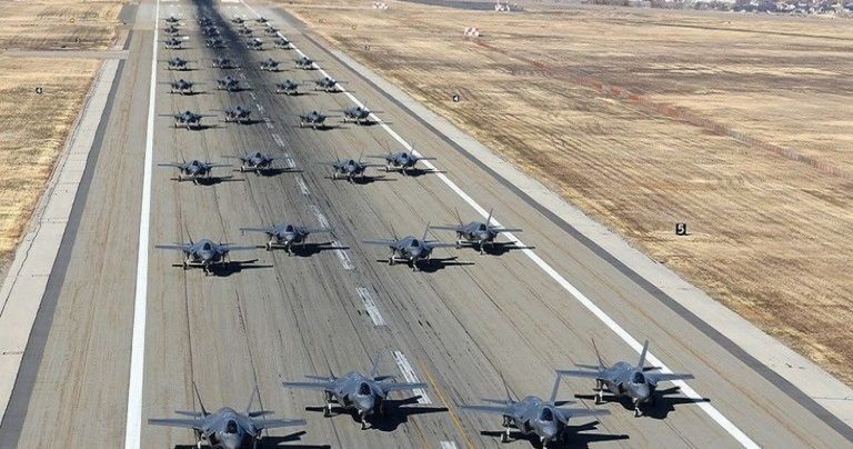 تصویر توجه‌برانگیز از پایگاه آمریکا در امارات