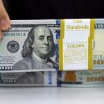 نوسان شبانه قیمت دلار با شایعات لغو مذاکرات / دلار یک‌ساعته ۸ هزارتومان گران شد!