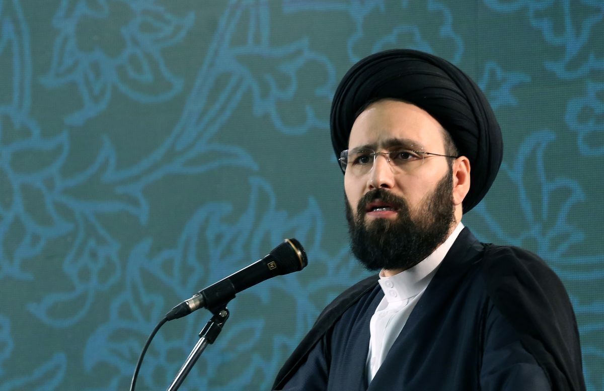 محبوب‌ترین فرد در ایران آیت‌الله خامنه‌ای است / جنگ با آمریکا بعید است