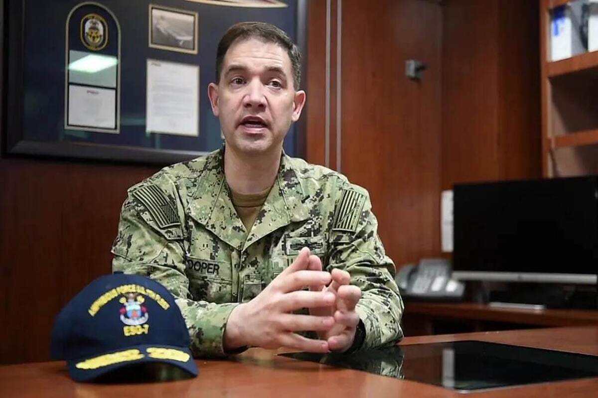 خبر فوری صدا و سیما درباره حضور فرمانده سنتکام در محل مذاکرات+ فیلم