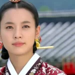 تصویر متفاوت بازیگر زیبای دونگیی در روز ولنتاین+ عکس