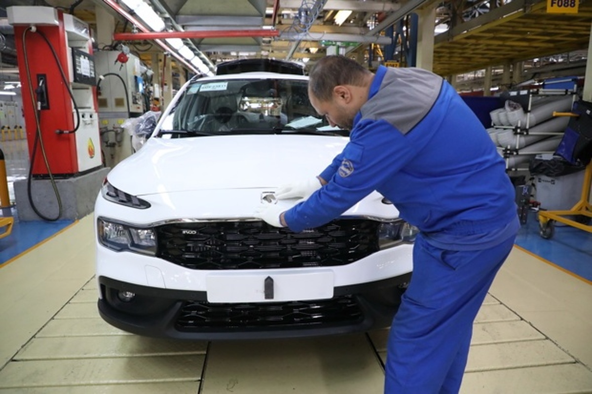 ظرفیت سهمیه عادی ایران‌خودرو تکمیل شد/ تداوم ثبت‌نام متقاضیان جوانی جمعیت و خودروهای فرسوده