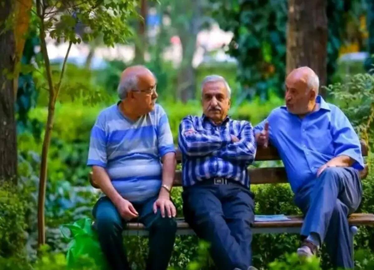 شوک بزرگ به بازنشستگان تامین اجتماعی / عیدی بازنشستگان کی واریز می‌شود؟