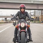 اختلاف در صدور گواهینامه موتورسواری برای زنان / دولت لایحه ارسال نکرد!