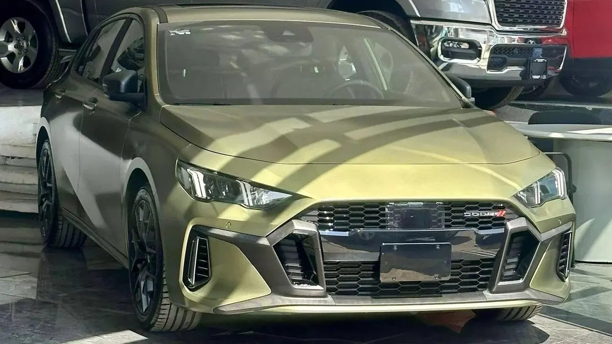 معرفی نسخه محدود دوج اتیتیود ۲۰۲۶ / قیمت سدان دوج اتیتیود اعلام شد