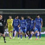 چه کسی سرمربی جدید استقلال است؟