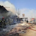 آتشسوزی گسترده یک گاراژ چوببری در بزرگراه آزادگان/ ماجرا چه بود؟